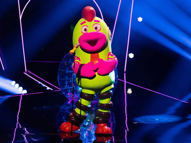 "Quietsch" enttarnt: Diesen Fernsehstar hatte bei "Masked Singer" niemand  auf dem Zettel - n-tv.de