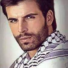 2006 yapımı sıla dizisiyle çıkış yakalayan, oktay kaynarca'nın da başrolde olduğu adanalı'da yıldızı parlayan mehmet akif alakurt, 23 temmuz 1979 tarihinde dünyaya geldi. Mehmet Akif Alakurt Boran En Serie Sila Handsome Arab Men Male Beauty Character Aesthetic