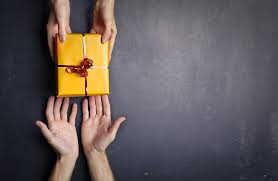 как оригинально поздравить парня с днем рождения на расстоянии 148 Idej Chto Podarit Parnyu Na 16 Let Primery I Pozdravleniya