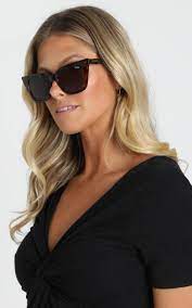 Quay Harper Sunglasses In Tort And Brown Lens Showpo