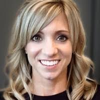 Tracy Tomer's Instagram, Twitter & Facebook