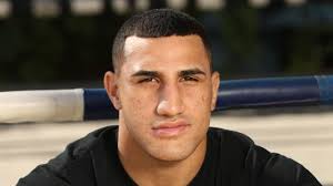 Justis huni has already been backed to reach a world title, just as quick as anthony joshua, and the australian heavyweight is preparing for an historic pro huni faces faiga opelu, who has a record of 13 wins, one draw and one loss, and promoter dean lonergan believes he can equal joshua's record. Gallen V Huni Ex Nrl Star To Cancel Bout If Forced To Fight In Queensland Daily Telegraph