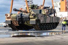 地上最强坦克︱美售台M1A2T 首批38辆月中运抵明年初换装| 星岛日报