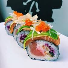 Colours Of The Rainbow How Good Does This Sushi Look Via Eljanmammadli Follow Me For More Sushi Makesushi1 And Go To W Sushi Homemade Ramen Pretty Food