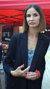 Zachęca lewandowską do ratowania dzieci z rąk iluminatów. Violetta Kolakowska Wikicytaty