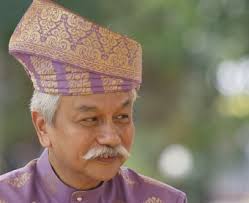 Cerito N9 Dymm Tuanku Muhriz Dianugerahkan Dk Terengganu