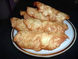 Tuiles Aux Amandes Super Croustillantes Recette Tuiles Aux Amandes Recette Tuiles Aux Amandes Recettes De Collations