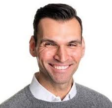 4740 Roanoke Pkwy Unit 902, Kansas City, MO 64112