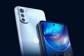 Das Motorola Moto E32 startet in ...