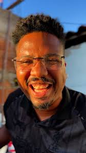 AMANHÃ!!! Tem @temperodecriola e a Bota Dendê vai abrir essa festa linda,  para nós é muito especial esse convite, são 10 anos desse samba cheio axé e  muita representatividade, será um dia muito ...