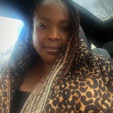 Tabatha Shelby's Instagram, Twitter & Facebook