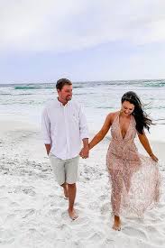 Here, 22 cute beach outfits so you can look cute, feel breezy, and soak up all the summer vibes. Buy Beach Couple Outfits Cheap Online