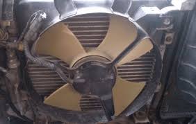 Tapi kelemahannya putaran kipas ini terlalu rendah saat mesin stasioner dan memberi. Mengenal Tipe Penggerak Kipas Pendingin Radiator Ombro