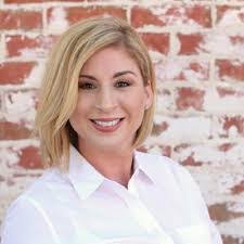 Kimberly Cotton's Instagram, Twitter & Facebook