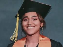 Fundraiser by Tarah Lyn Wilson : Deonnie's Study Abroad Opportunity