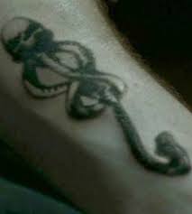 This Reddit User Noticed Something Really Cool About The Dark Mark In The Harry Potter Films Slytherin Aesthetic Harry Potter Films Harry Potter Aesthetic