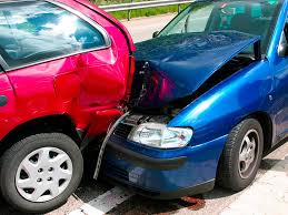 Abogados de accidentes de auto, trabajo y caídas. Car Accident Lawyers Omaha Iowa Nebraska