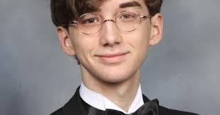 Summerville High School graduates