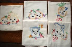This last weekend i did a little embroidery project on a tea towel for a gift. Vintage Embroidered Dish Towel Lot Of 5 Nice Free Ship Embroidery Patterns Vintage Embroidery Patterns Hand Embroidery