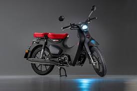 The 2021 honda super cub is a blast from the past. 2022 Honda Super Cub 125 Boosts Power And Efficiency Keeping Its Famous Style Autoevolution