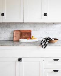 Shaker style cabinetry can provide a variety of looks and will give your home versatility for years to come. Brass Pulls Collections Kurhessische Decor
