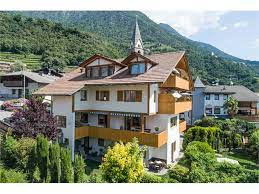 Dieses video zeigt die ersten bilder der anlage aber auch das gesamte. Haus Immanuel Tourist Board Lagundo