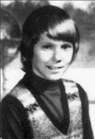 连环杀手案受害者家属索赔天价律师费