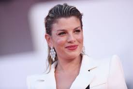 25 songs from stefania, emma marrone, lena and more. Pantaloni Primavera 2021 I Jeans Gucci Di Emma Marrone
