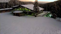 Aceasta camera web ne ofera imagini live din orasul sovata, lacul ursu. Camere Live Lacul Rosu Webcam Lacul Rosu