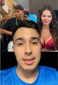 Amanda Sa's Instagram, Twitter & Facebook