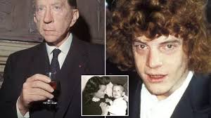 Girl lucky to be alive after being stung by swarm of 300 wasps