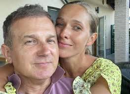 Катерина осадчая и юрий горбунов вместе ведут несколько проектов на телевидении. Sekret Schastlivyh Otnoshenij Yuriya Gorbunova I Kati Osadchej Glamurchik Tochka Net