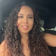 Randi Gonzalez's Instagram, Twitter & Facebook