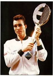 The official site of the european tennis federation, which is comprised of 50 member nations and administers over 1,200 tennis events annually including the tennis europe junior tour. 42 Idees De Tennis Players 80 S Tennis Steffi Graf Souvenirs D Enfance