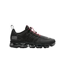Blending Vapormax Technology With A Host Of Technical Material Overlays The Air Vapormax Run Utility Incorporates Nike Air Vapormax Nike Air Air Max Sneakers