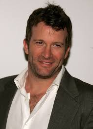 Searching for a cure to alzheimer's disease, a group of scientists on an isolated research facility become the prey, as a trio of intelligent sharks fight back. Netflix Movies Starring Thomas Jane