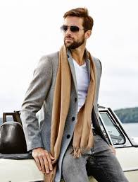Just put the scarf simply around your neck such that both the fringy ends are in the front covering your top. The 7 Most Stylish Ways To Wear A Scarf For Men Irreverent Gent