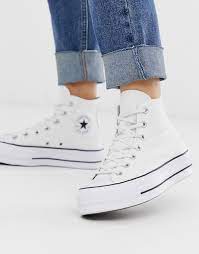 Economisez avec notre option de livraison gratuite. Converse Chuck Taylor Hi Lift Weisse Plateau Sneaker Asos