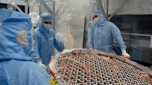 Geometrically defined microenvironments are used to show that leukocytes migrate along chemokine gradients using the nucleus as a mechanical gauge to sample potential paths and identify the path of least resistance. Dark Matter Detector Picks Up Unexplained New Signal University Of Chicago News