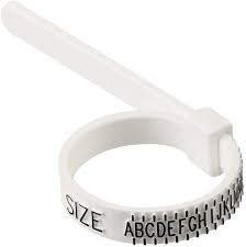 It is so compact and. Ring Sizer With Ring Size Guide Including Ring Size Chart For Men And Women Ring Sizes From 40 To 70 Amazon De Jewellery