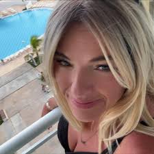 Instead of making a Gingerbread House this year...why not create a Veggie  House? This is a great way to get the kids to snack