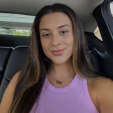 Amanda Alfaro's Instagram, Twitter & Facebook