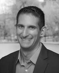 Ross Zuckerman's Instagram, Twitter & Facebook