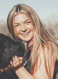 Brandy Hilliard's Instagram, Twitter & Facebook