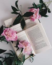 Ai o putere e cnvingere inmpresionanta, care te ajuta intotdeauna sa obtii ce vrei. Books And Peonies Pink Books Bookstagram Inspiration Nature Inspiration