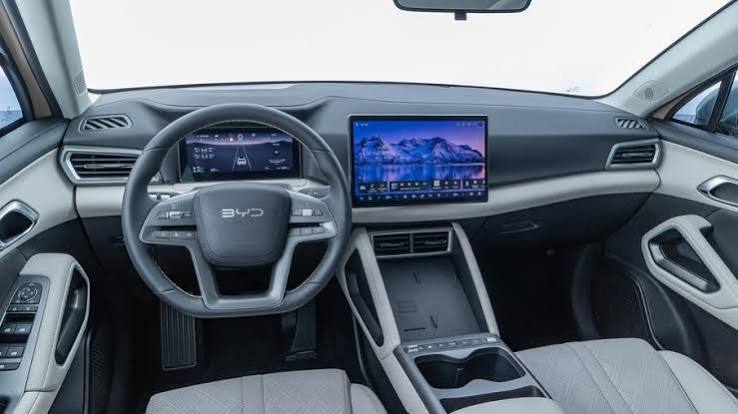 BYD Atto 2 inaugura era dos SUVs compactos híbridos