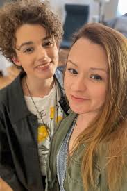 33 Maryville College legacy students carry