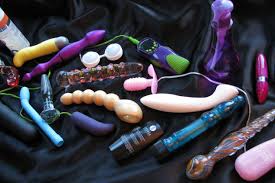 Masturbation memories: a sex toy giveaway (50 prizes!) » Hey Epiphora —  Where sex toys go to be judged