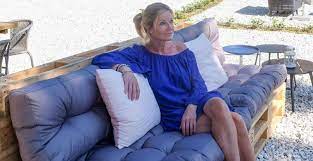 Also, there is a party bar Kijkers B B Vol Liefde In Een Deuk Om Romantisch Cadeau Voor Caroline Libelle