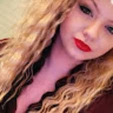 Lindsey Derhammer's Instagram, Twitter & Facebook